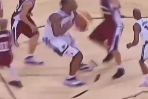 完全身体天赋的碾压！巅峰美国男篮有多离谱？怎么传都丢不了球！